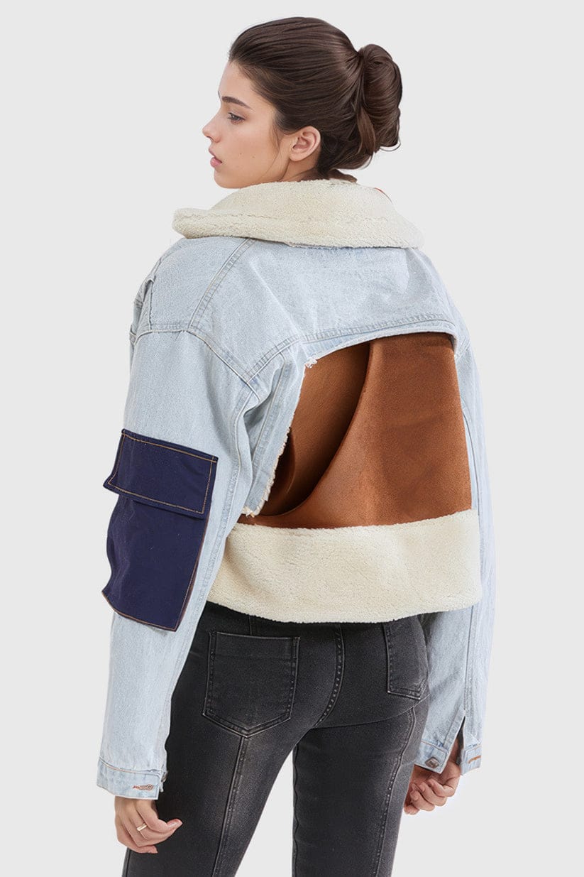 Veste en fourrure avec empiècements en denim bleu