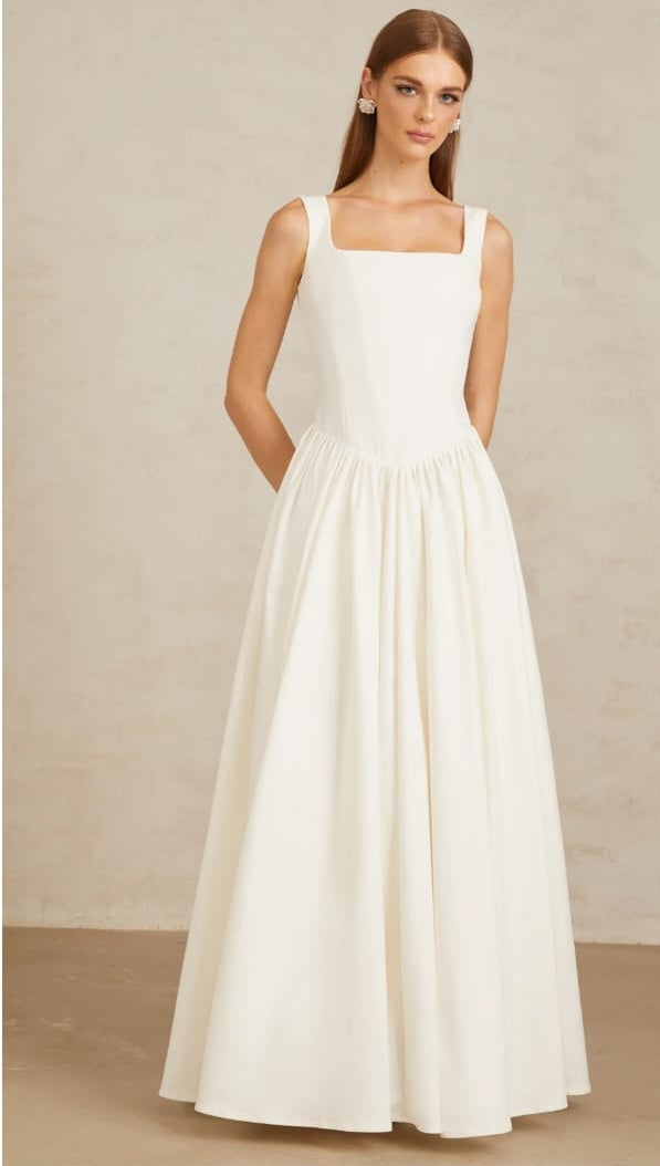 Sadie White Pleated Corset Maxi Gown – PALMA PARIS