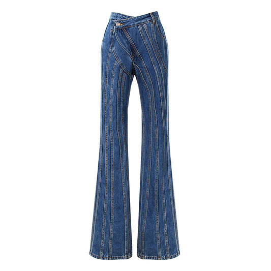Slanted waist placket flared jeans