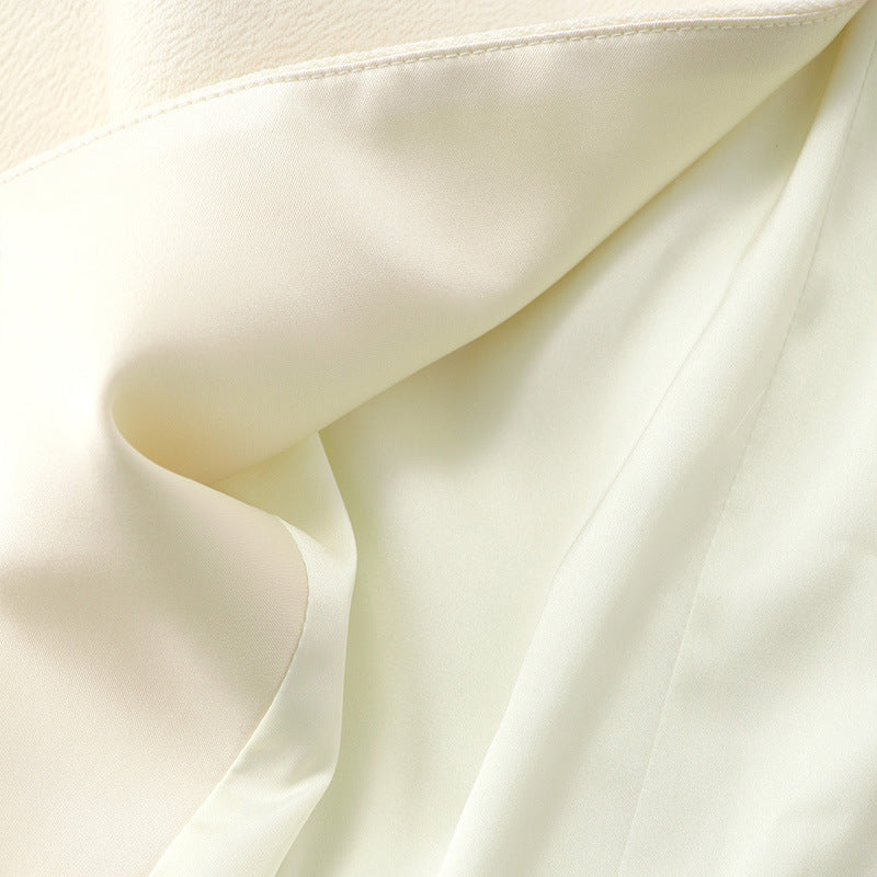 Merve Coat