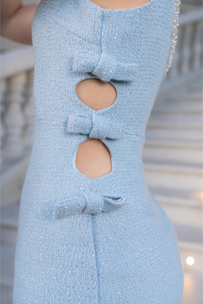 Sleeveless Mini Ribbons Dress with Jewelry - Light Blue