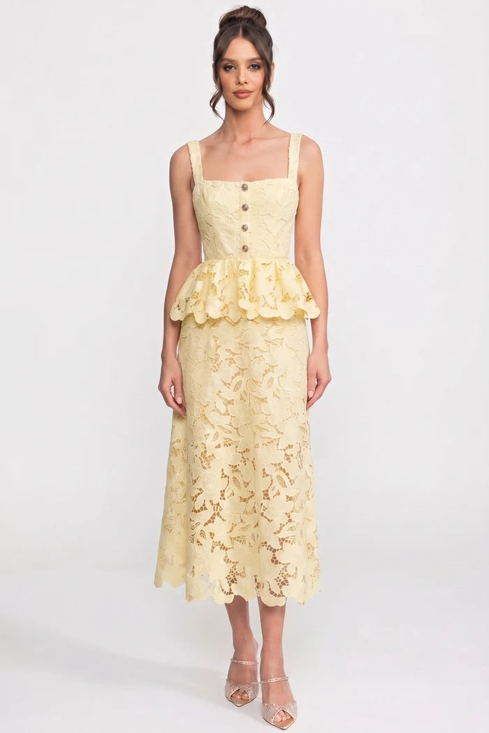 Sleeveless Lace Peplum Dress With Midi Skirt And Golden Buttons - Yellow