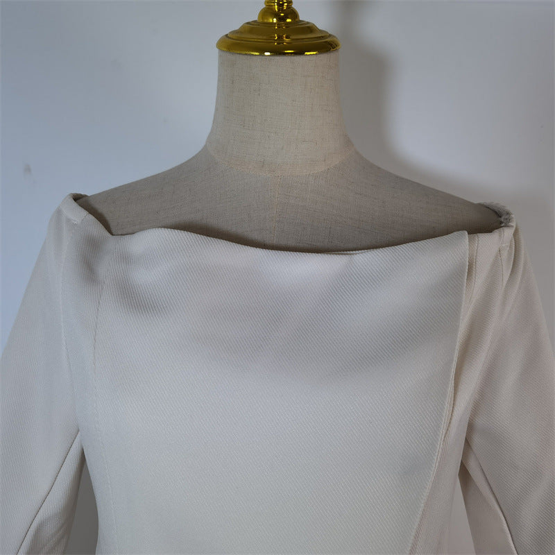 Robe à col en fourrure dorée