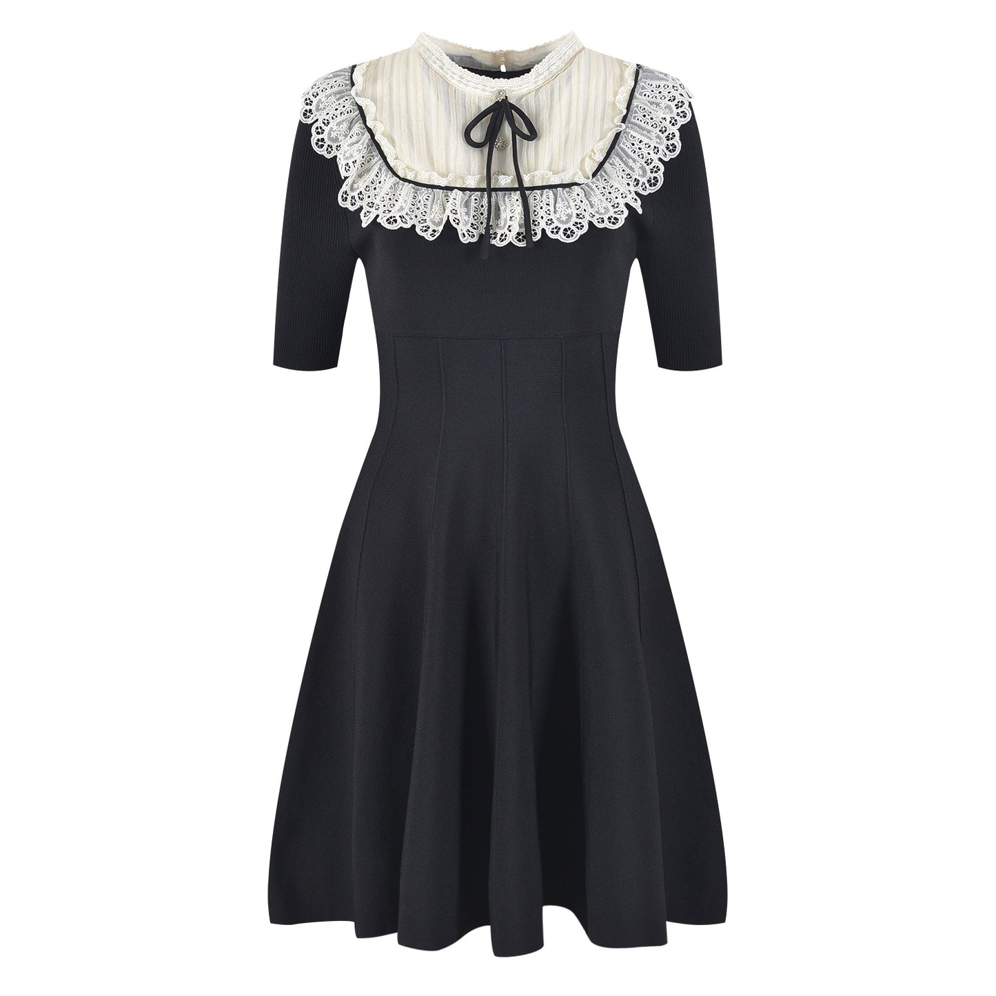 Schwarzes schlankes Strickkleid