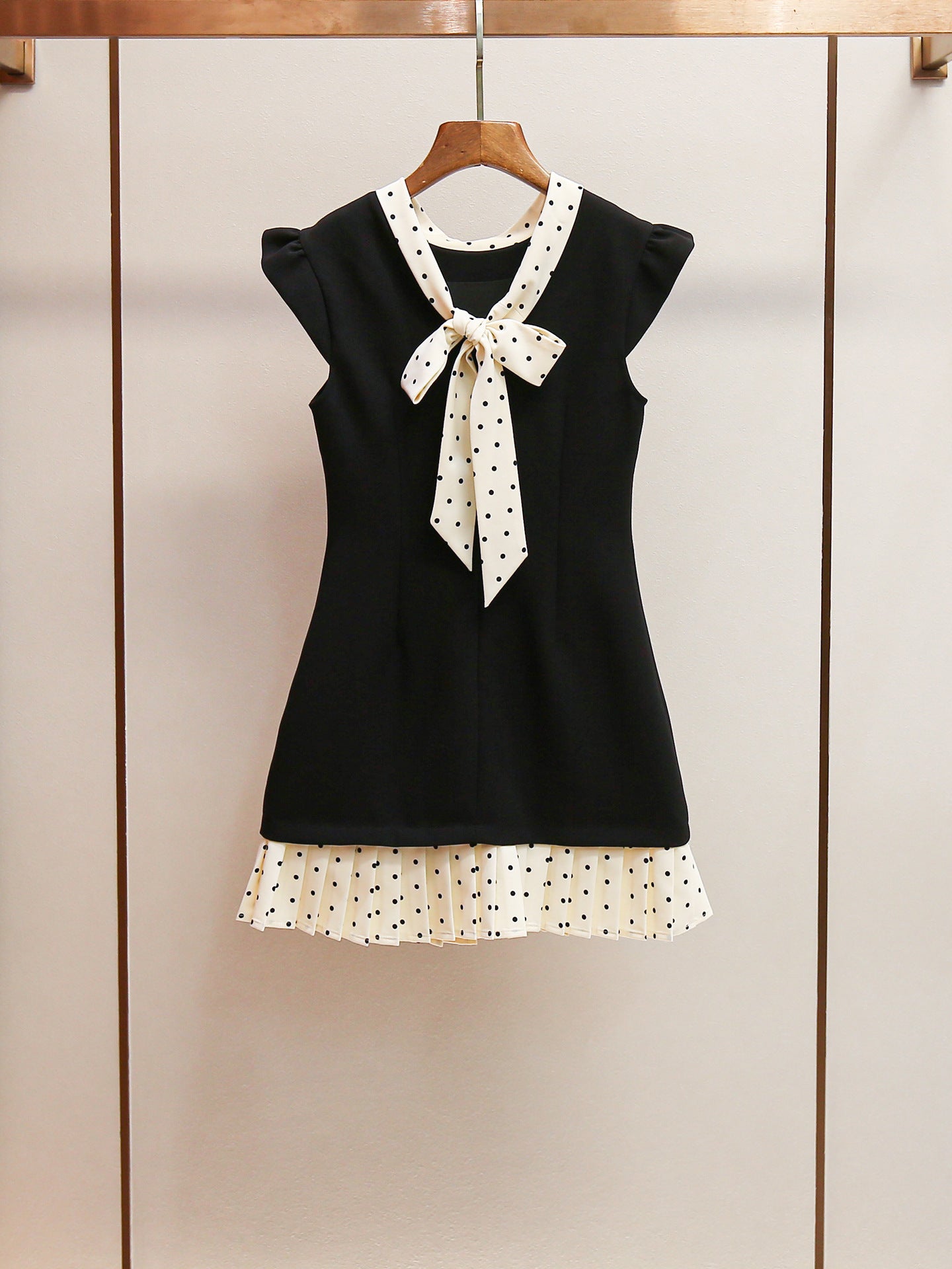 Polkdot Pleated dress