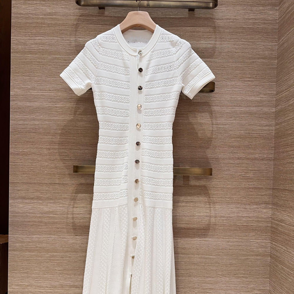 Pullover round neck slim dress