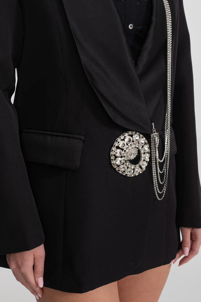 Crystal Brooch Blazer With Shawl Lapels – Black