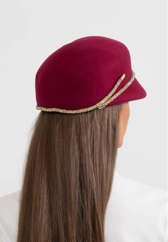 Short Brim Hat With Wrapped Detail - Burgundy
