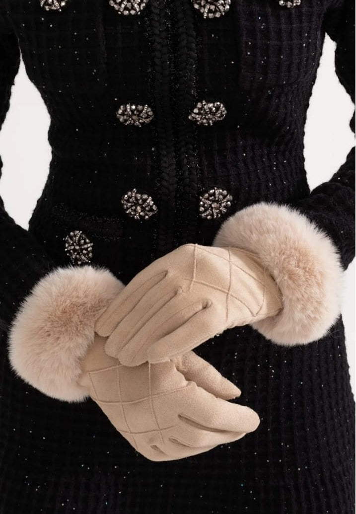 Suede Quilted Gloves With Fur - Beige