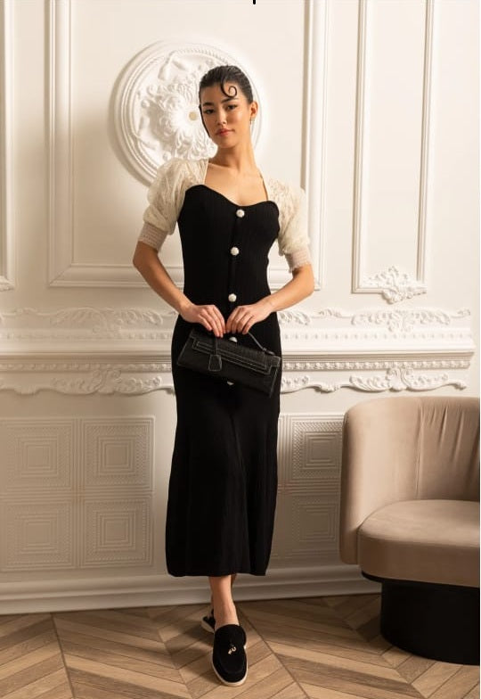 Ankle-Length Dress With Contrasting Sheer Lace Sleeves - Black