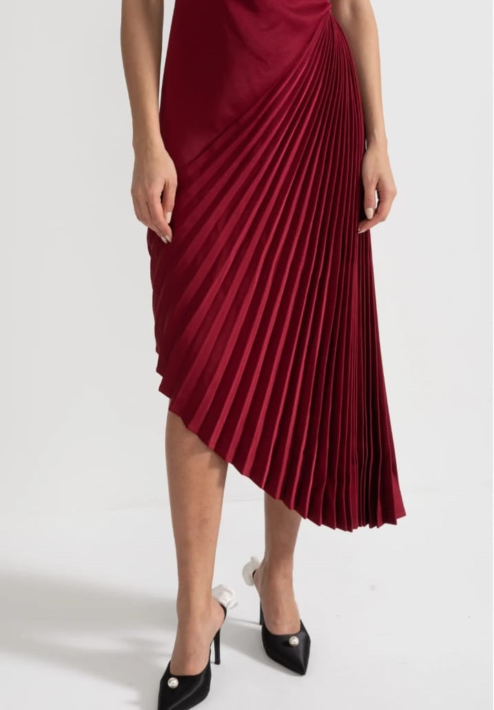 Asymmetrical Sleeveless Dress With Pleated Detailing Midi Skirt - Red