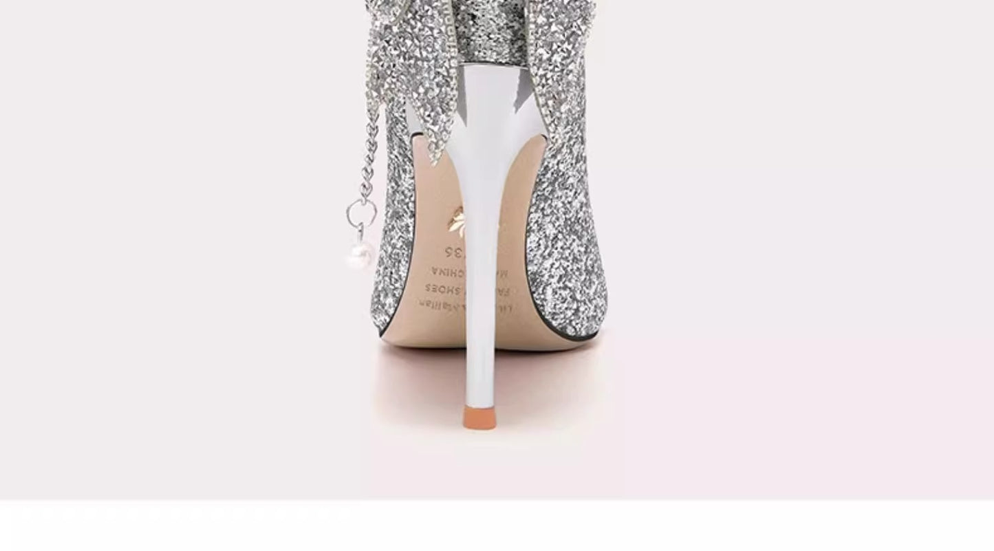 Fat widening silver chop high heels