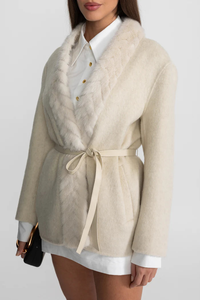 Cashmere Trim Jacket With Belted Waist and Mink Fur – Ivoire