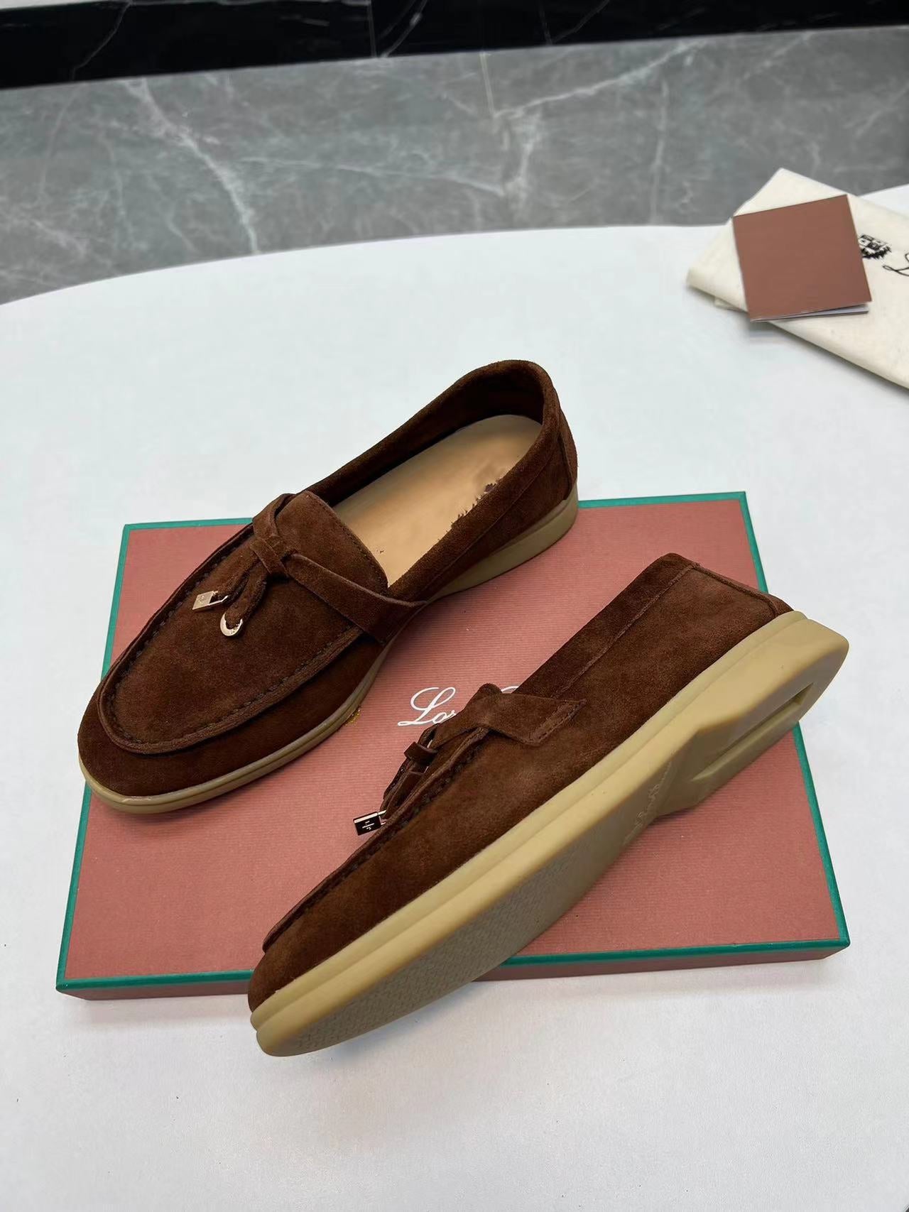 Leather casual women shoes