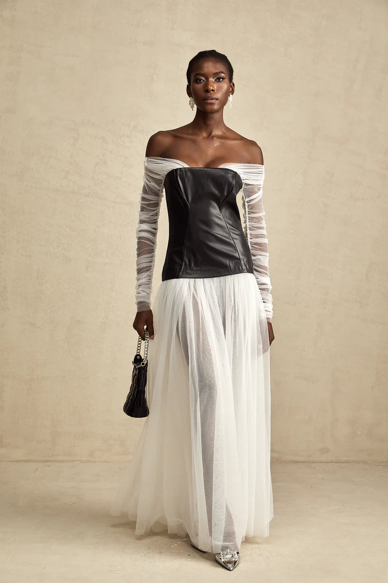 Robe maxi lambrissée de couleur contraste de la clémentine