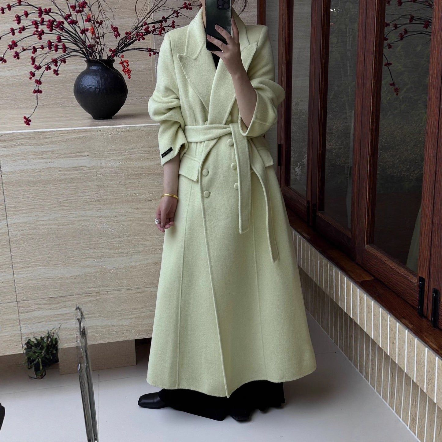 Double-faced cashmere mid-length coat