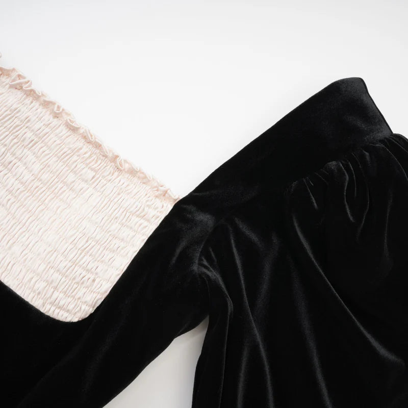 Coralie Mini robe en velours à manches longues