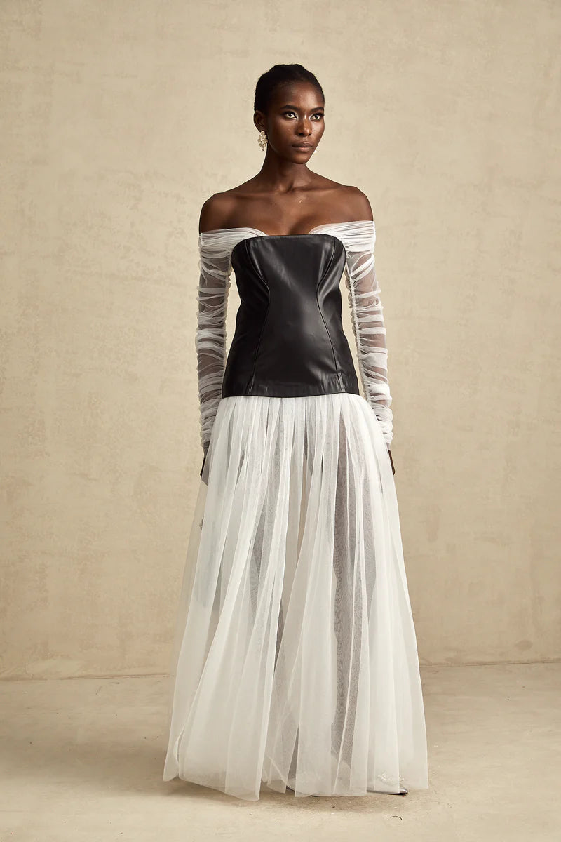 Robe maxi lambrissée de couleur contraste de la clémentine