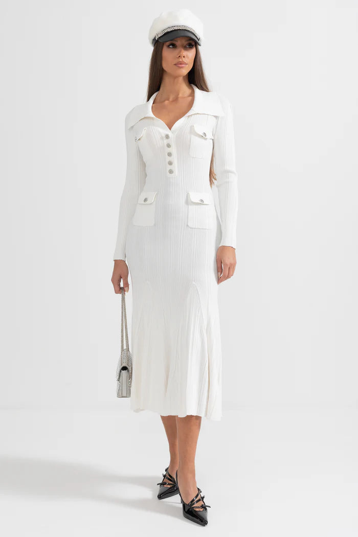 Elegant Ribbed Dress With Long Sleeves - White