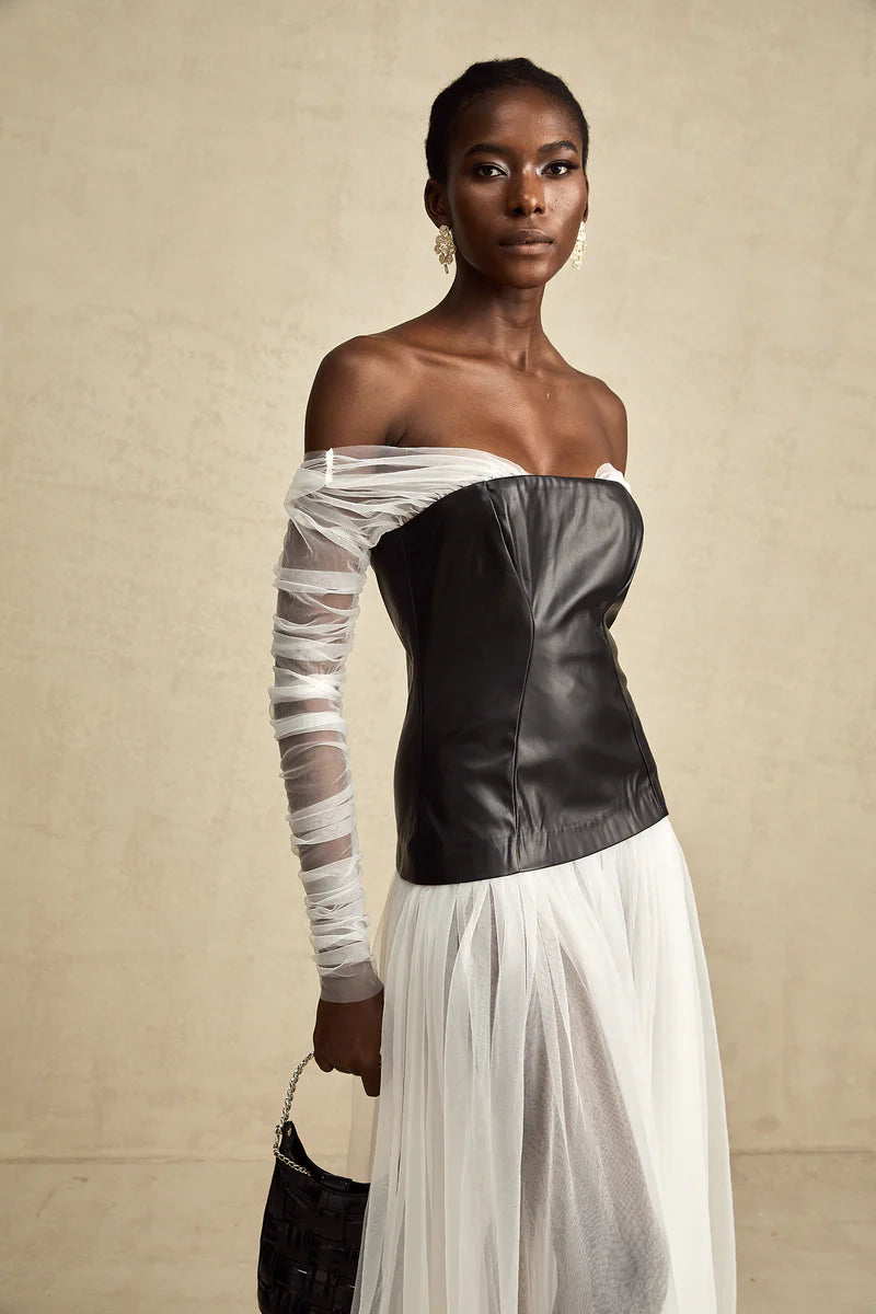 Robe maxi lambrissée de couleur contraste de la clémentine