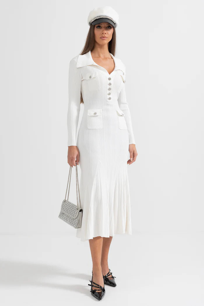 Elegant Ribbed Dress With Long Sleeves - White