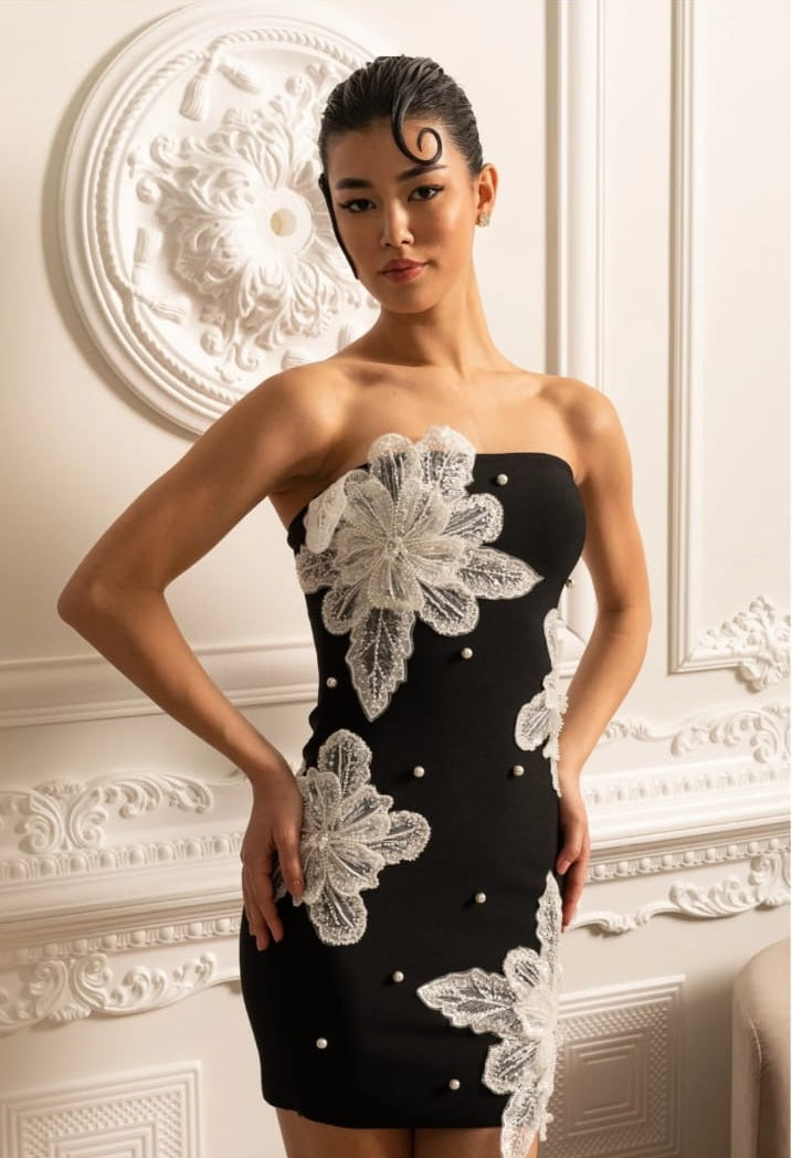 Strapless Mini Dress With Contrasting Lace Flower Embellishments - Black