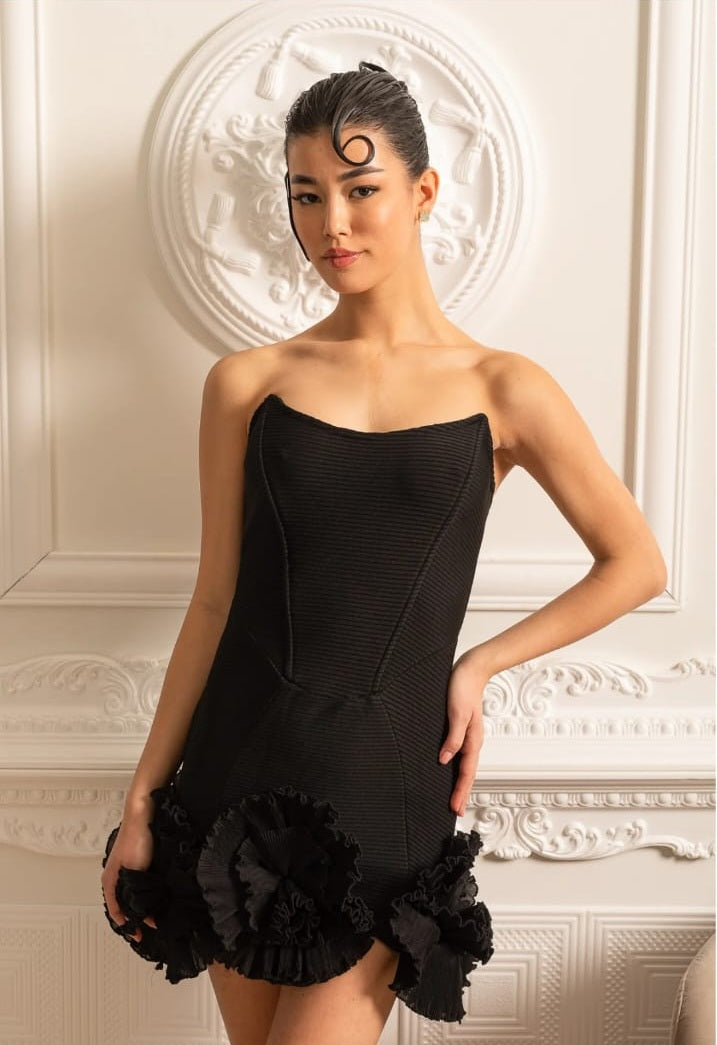 Strukturiertes Mini -Kleid mit strukturiertem blumigen Rüschensaum und montiertem Mieder - schwarz