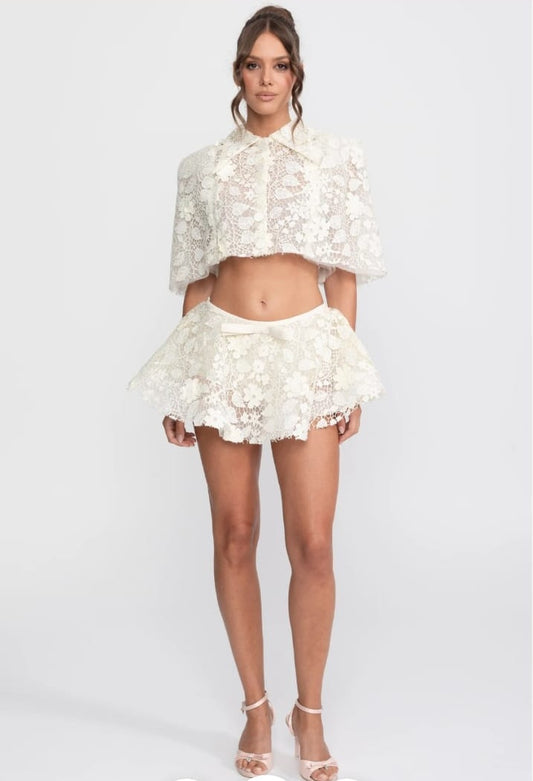 Lace Co-Ord Set With Button Cape And Bow Mini Skirt - Ivoire