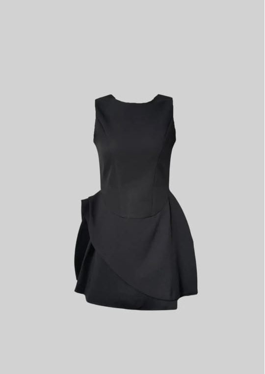 CONTEMPORARY SLEEVELESS DRESS WITH FITTED BODICE AND ASYMMETRICAL SKIRT - BLACK