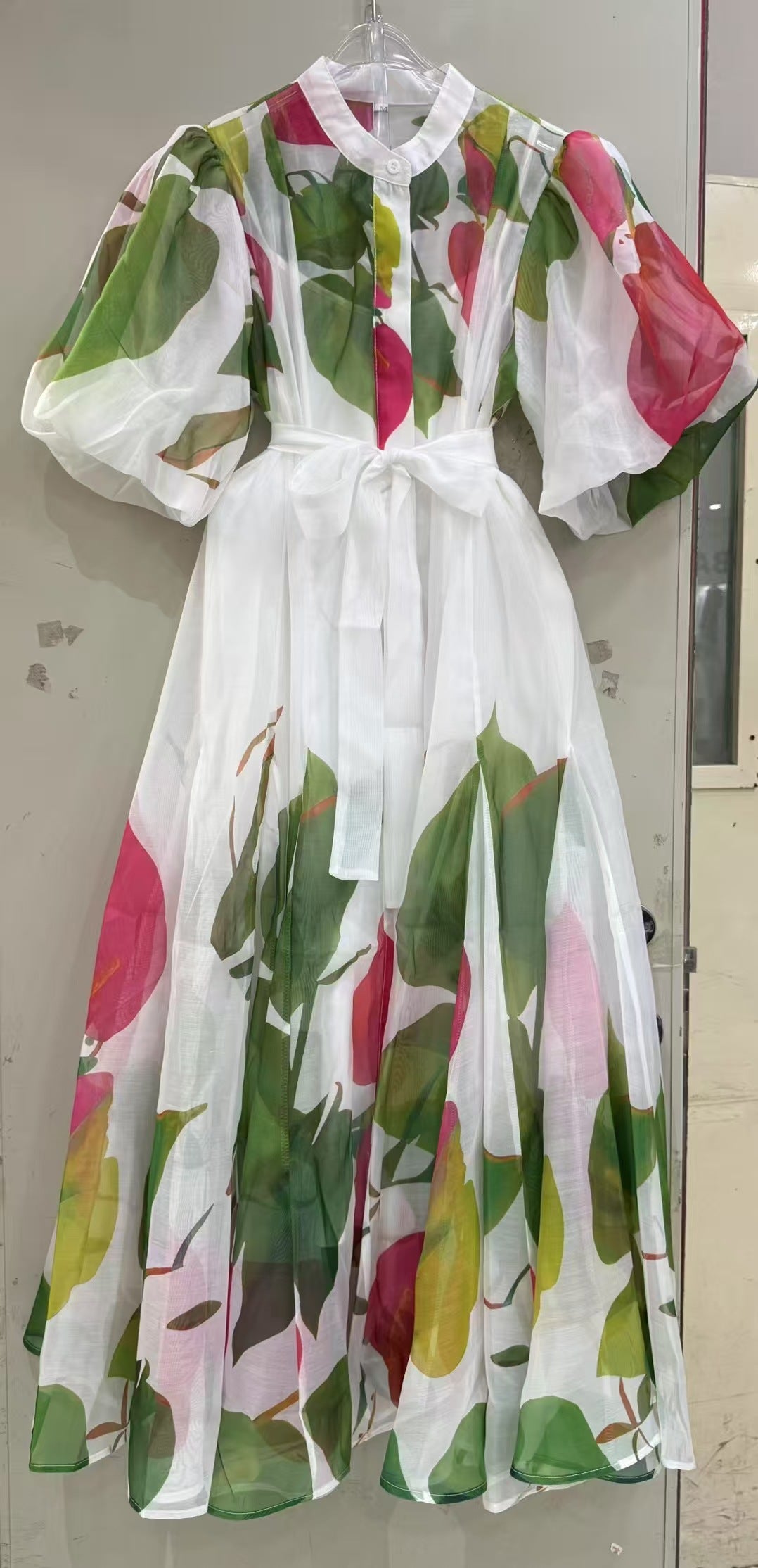 Puff Sleeve Vintage    Loose Fit with Belt maxi dress -Black