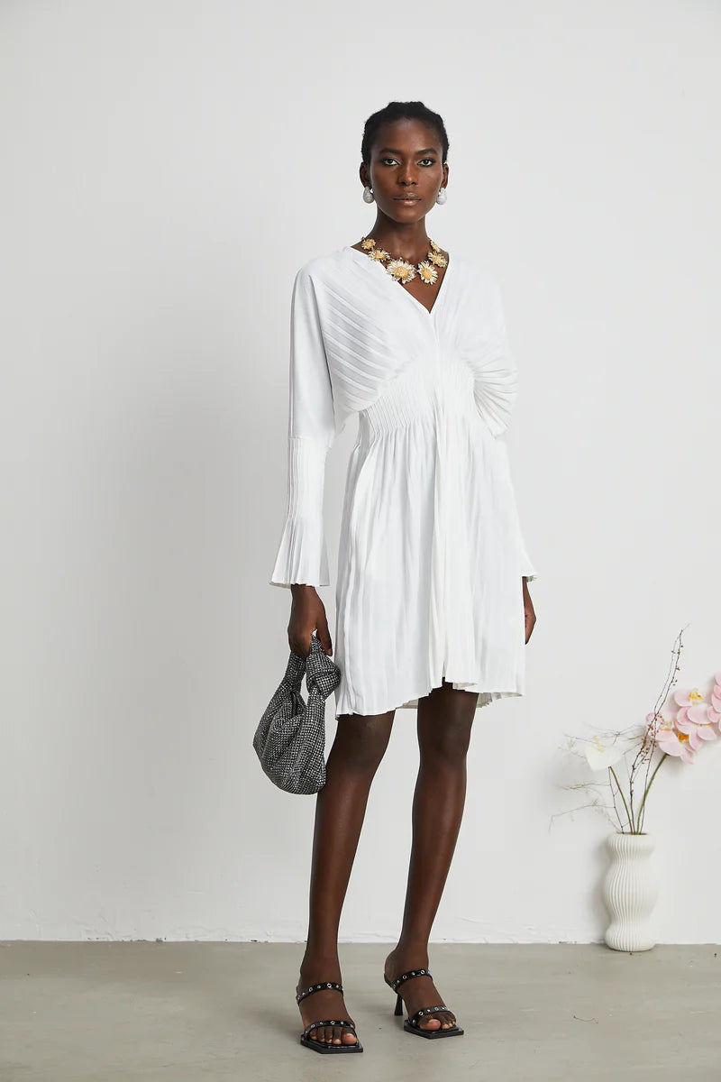 Claudette en V-Neck plissée mini robe