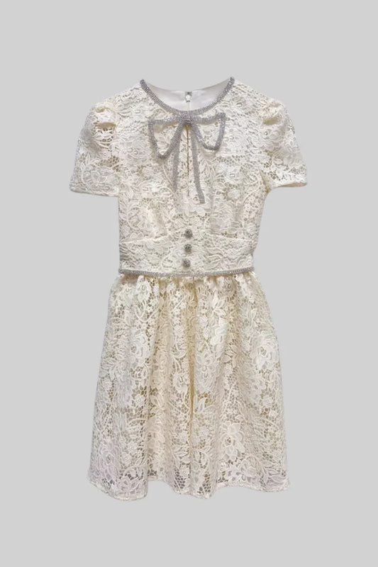 Short Sleeved Lace Dress With Rounded Neckline And Decorative Bow - Ivoire