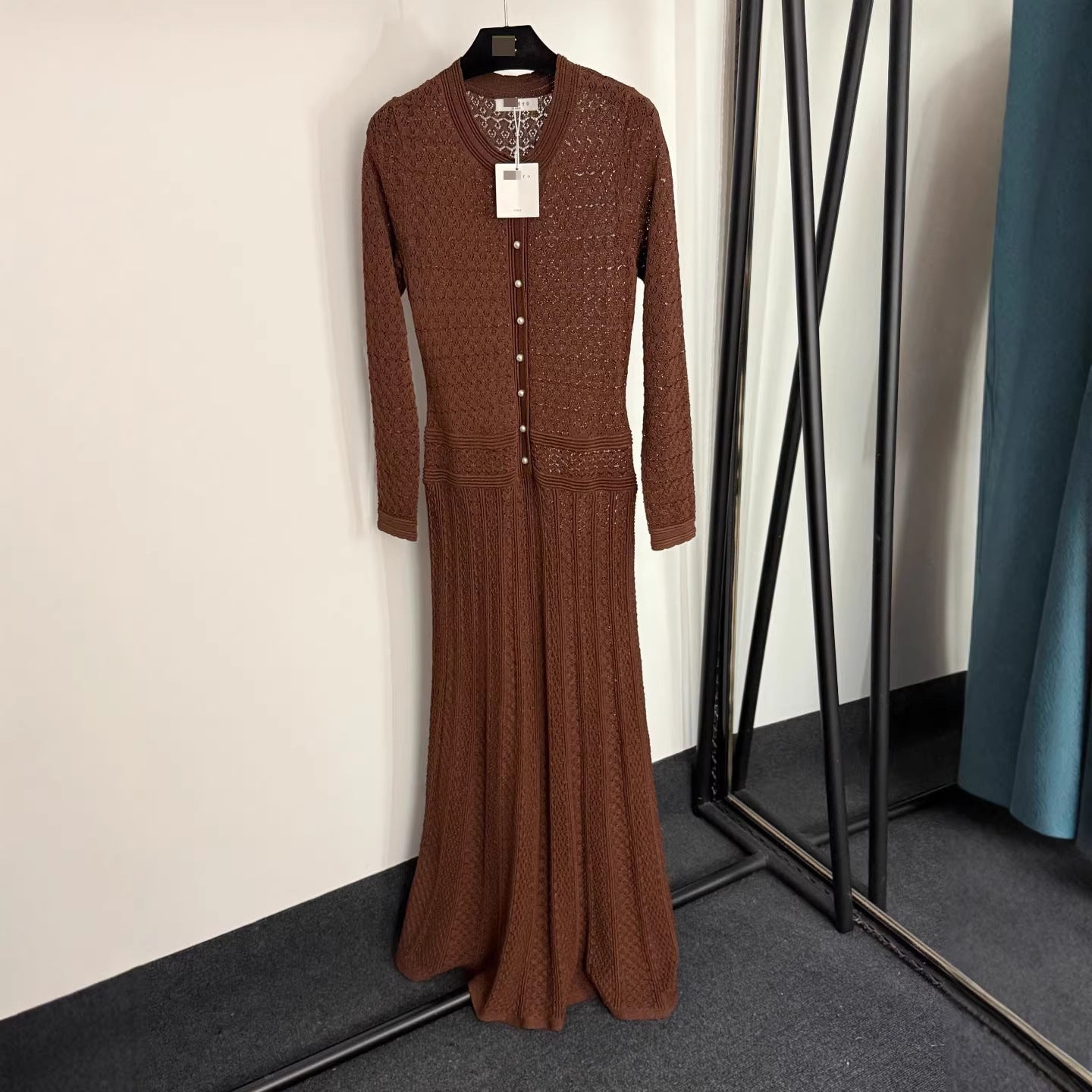 Blend Hollow-Out Knit