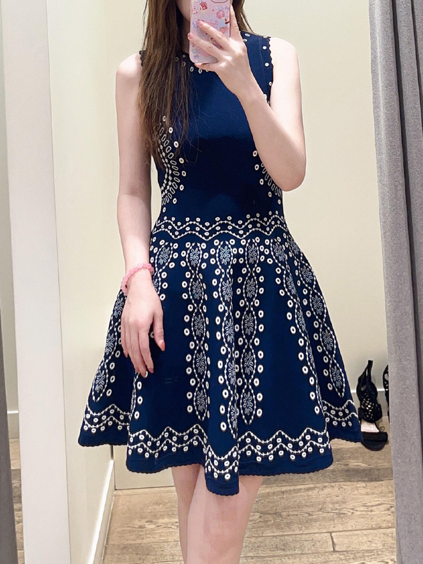Neckline Slimming Dress