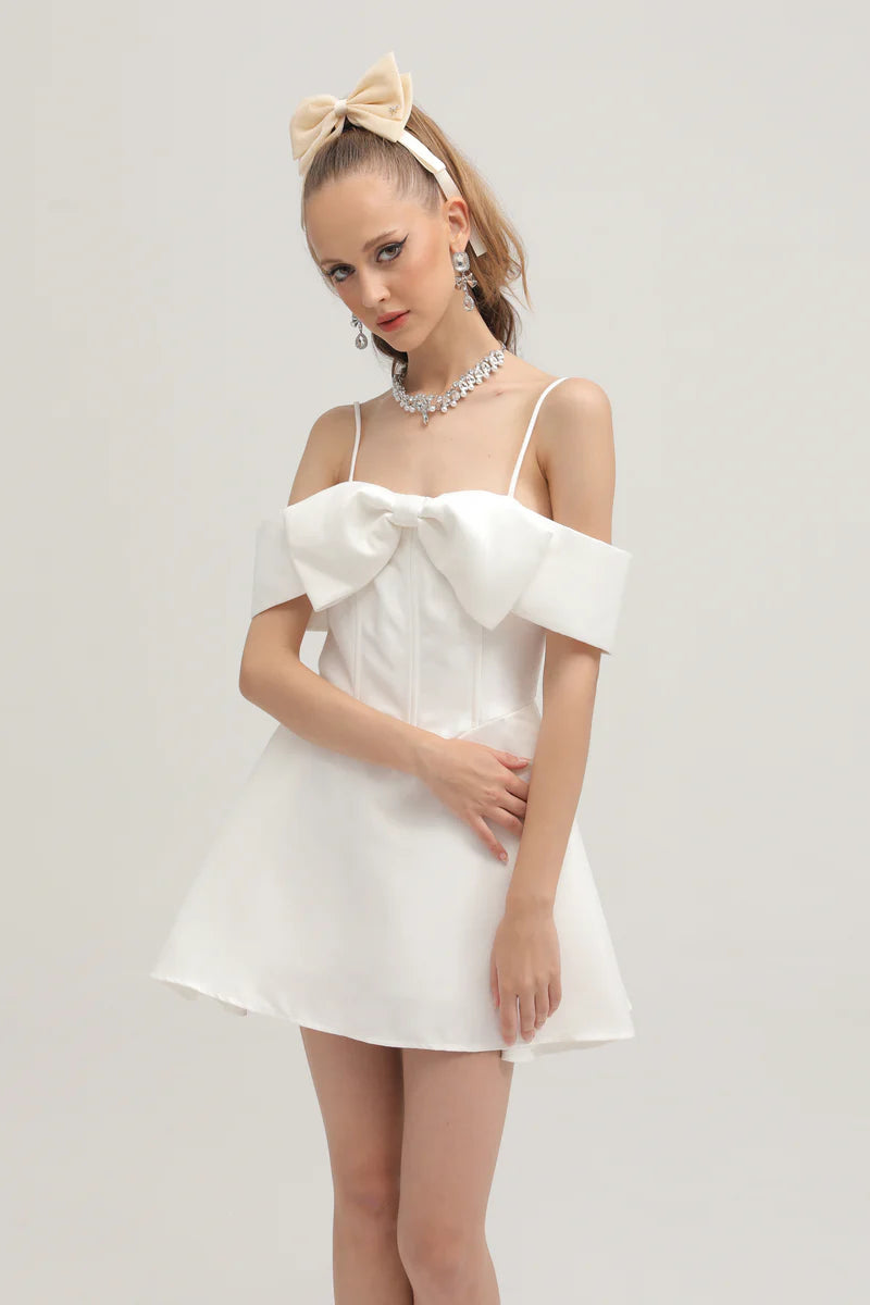 Elva White Bowknot Mini Robe évasée