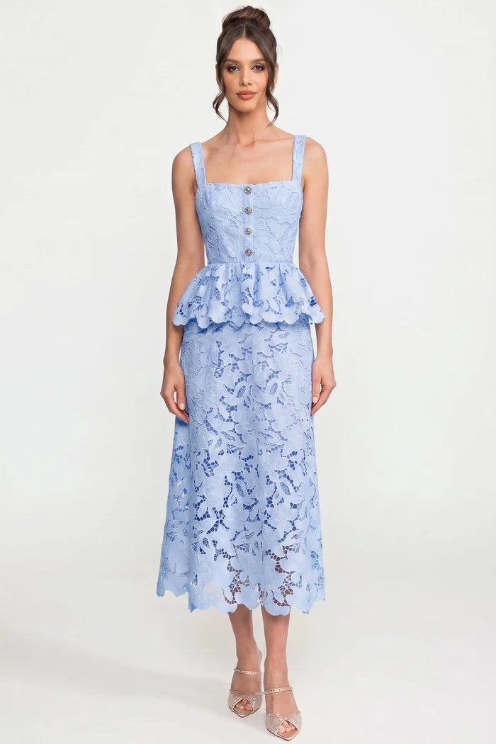 Sleeveless Lace Peplum Dress With Midi Skirt And Golden Buttons - Blue