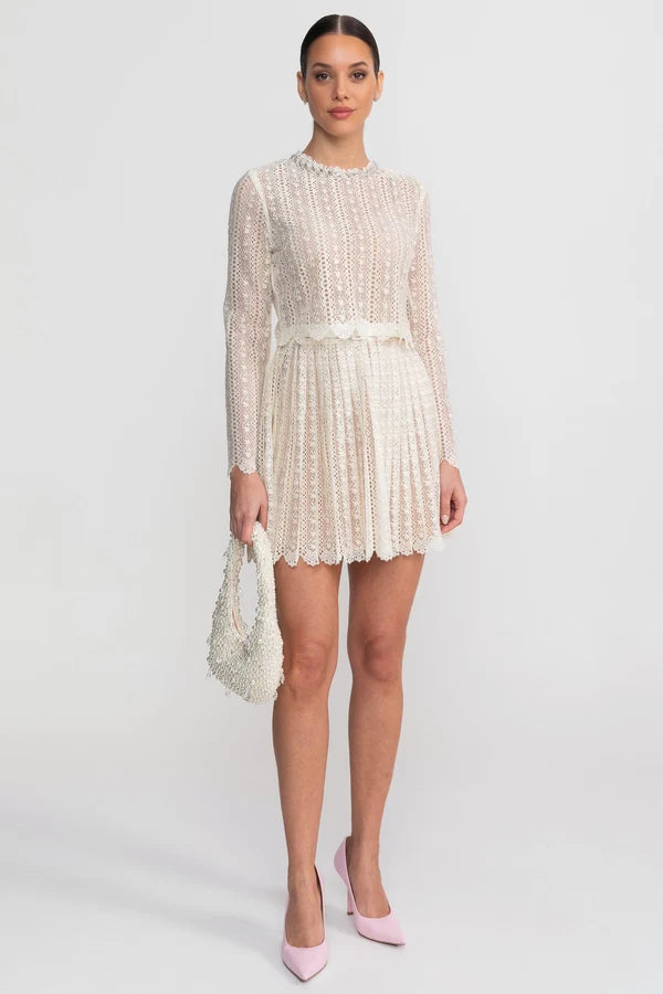 Lace Mini Dress With High Neckline And Pleated Skirt - Ivoire