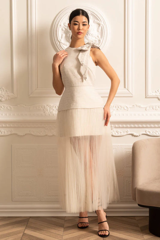 Elegant Dress With Pleated Tulle Skirt, Shoulder Bow And Sparkling Embellishments - Ivoire