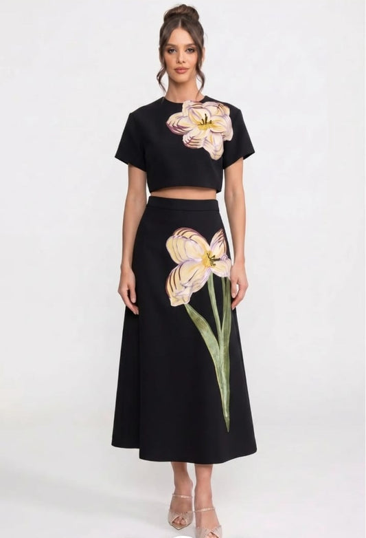 Short-Sleeve Floral-Print Co-Ord Set With Crop Top And Maxi Skirt - Black