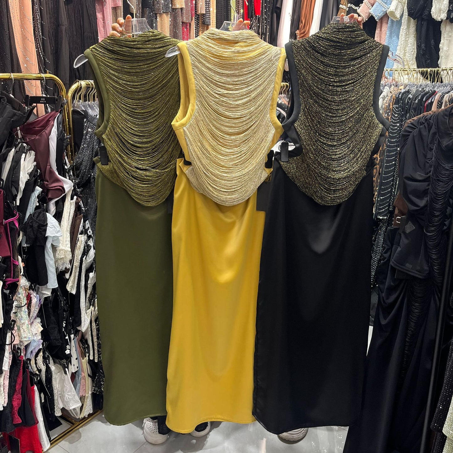 sleeveless tassel top -New