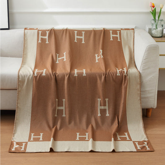 Herme Blanket