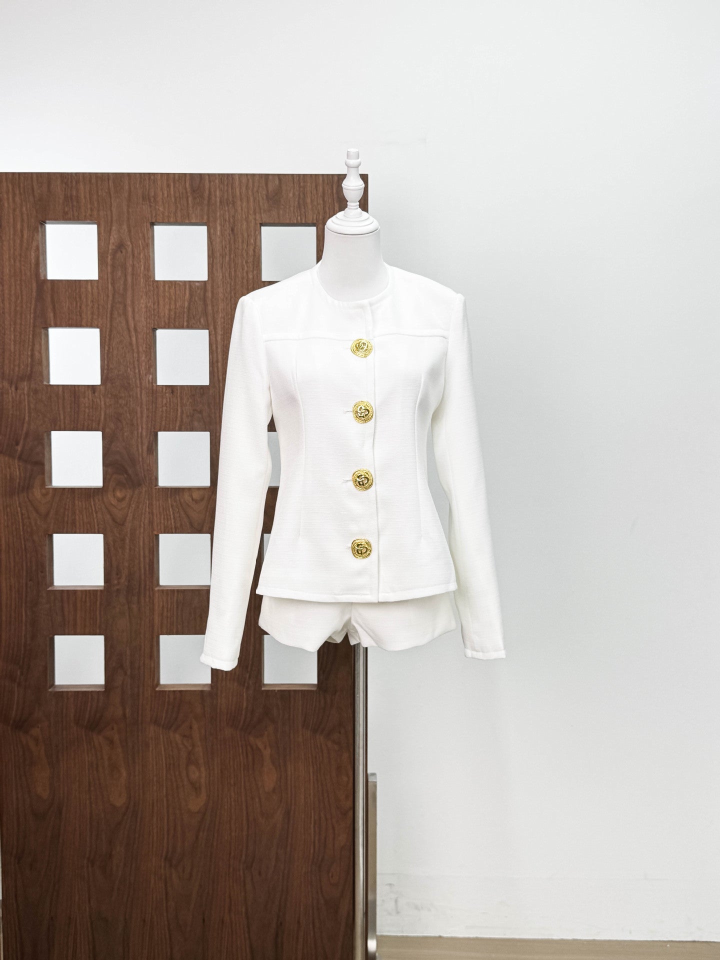 women's casual blazer shorts suit