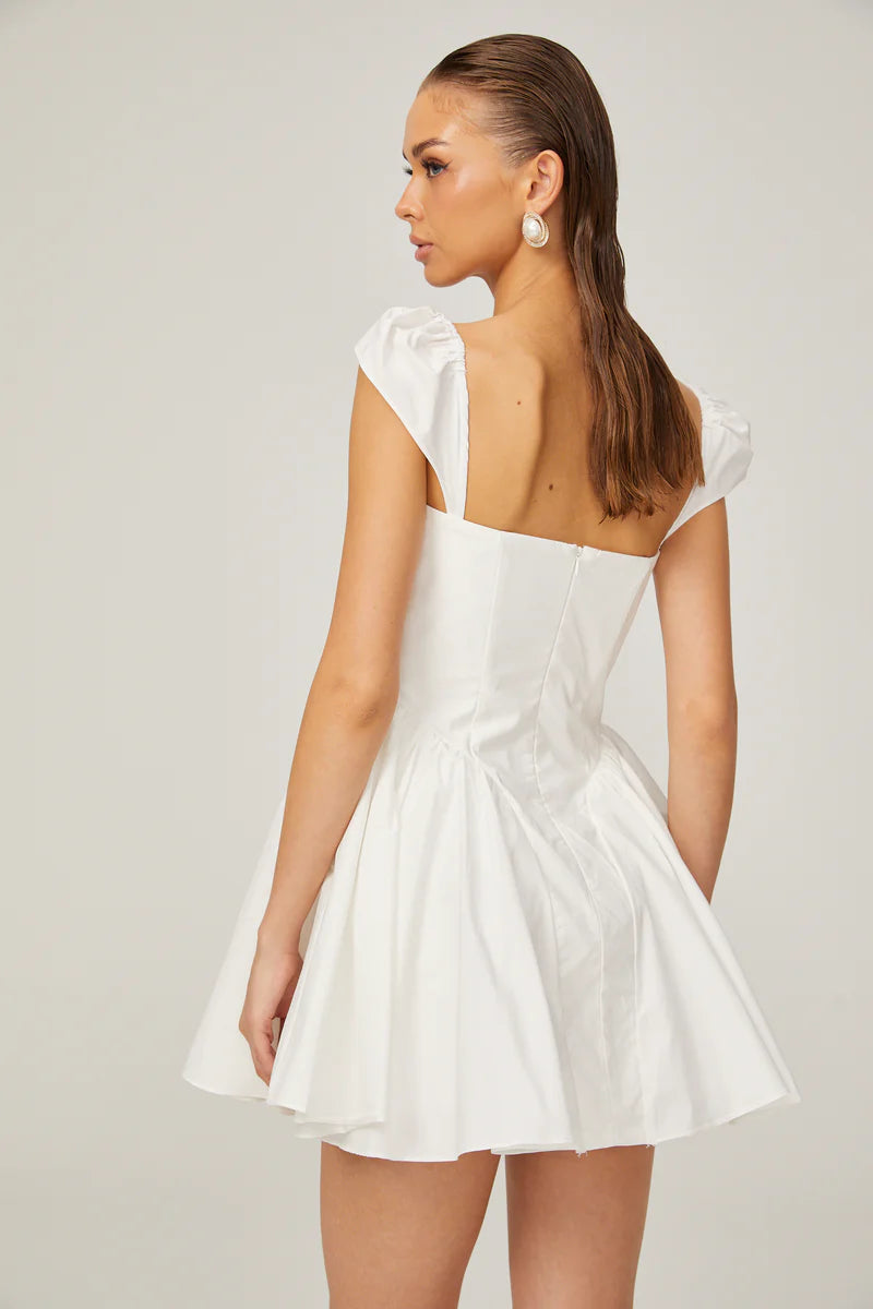 Julie White Polded Leck Condée Mini Robe sans manches