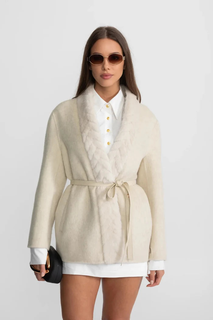 Cashmere Trim Jacket With Belted Waist and Mink Fur – Ivoire