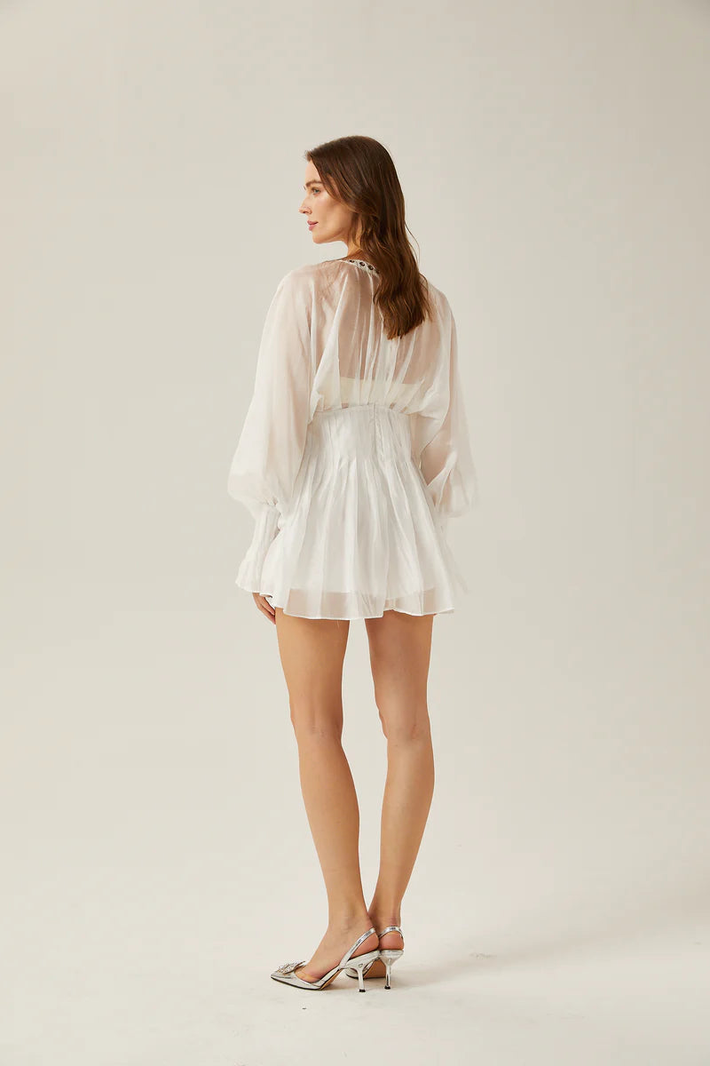 Yvonne en V-Neck Front-Tie Semi-Sheer Mini robe