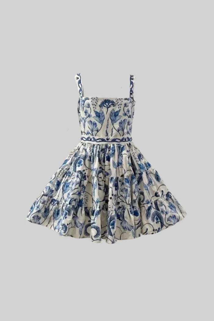 Minimiertes Mini -Kleid mit blauem Blumen- und Paisley -Muster - Weiß