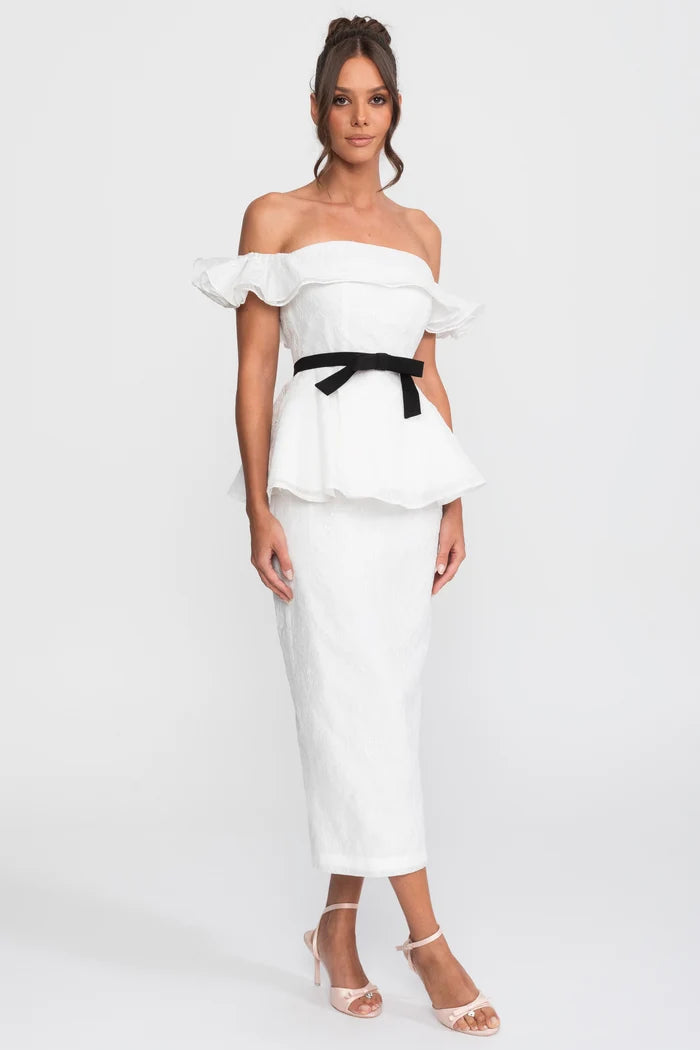 Off-Shoulder Peplum Top And Skirt Set With Black Ribbon Belt - Whit