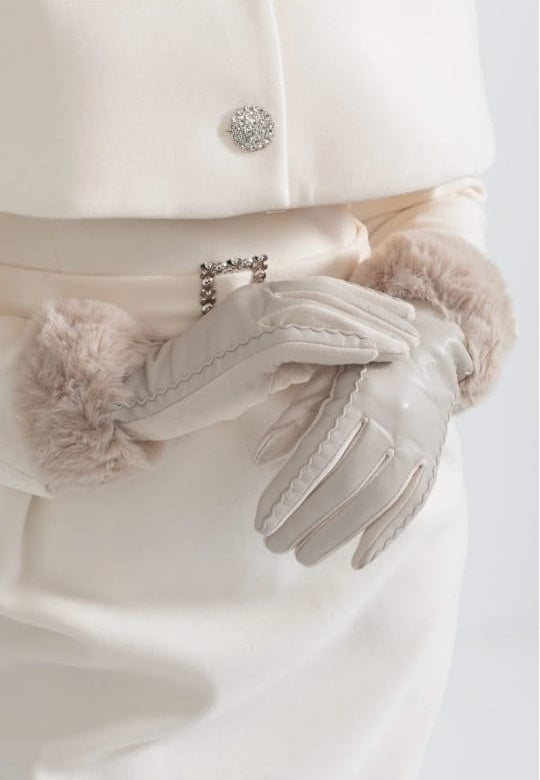 Vegan Leather Gloves With Fur Cuffs - Beige
