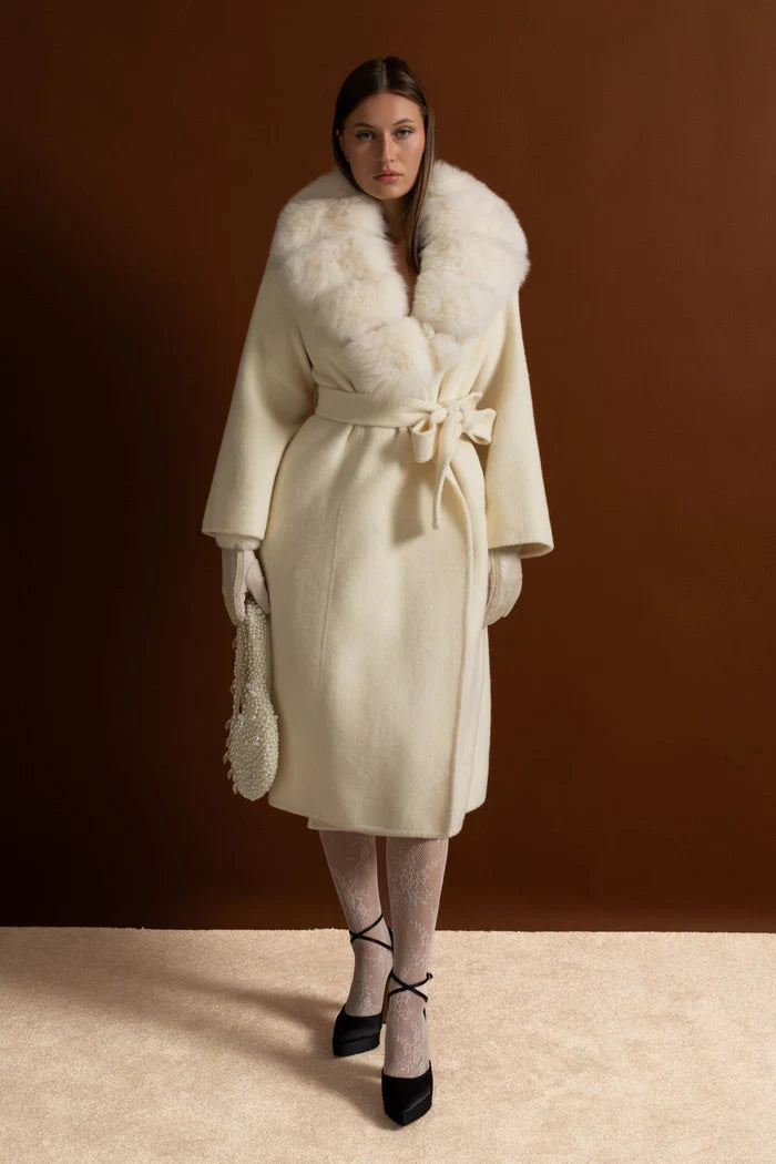 Wool Wrap Coat with Fox Fur Collar And Tie Belt – Ivoire