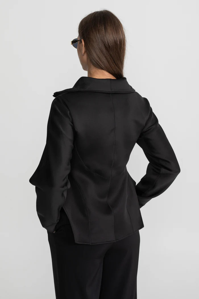 Structured Zip-Up Jacket With Sculpted Seams And High Collar - Black